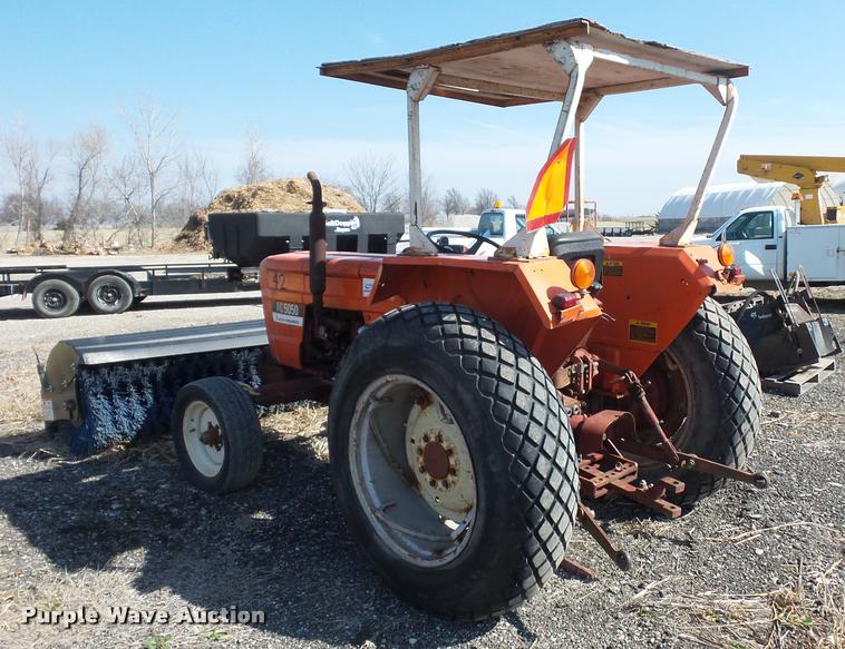 image for item J1544 Allis Chalmers AC5050 tractor