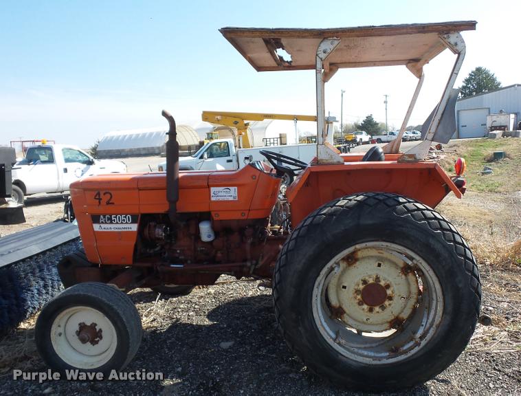 image for item J1544 Allis Chalmers AC5050 tractor