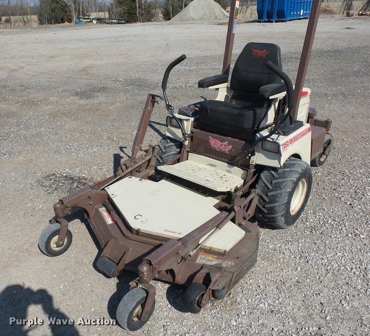 image for item J1550 Grasshopper 725D ZTR lawn mower