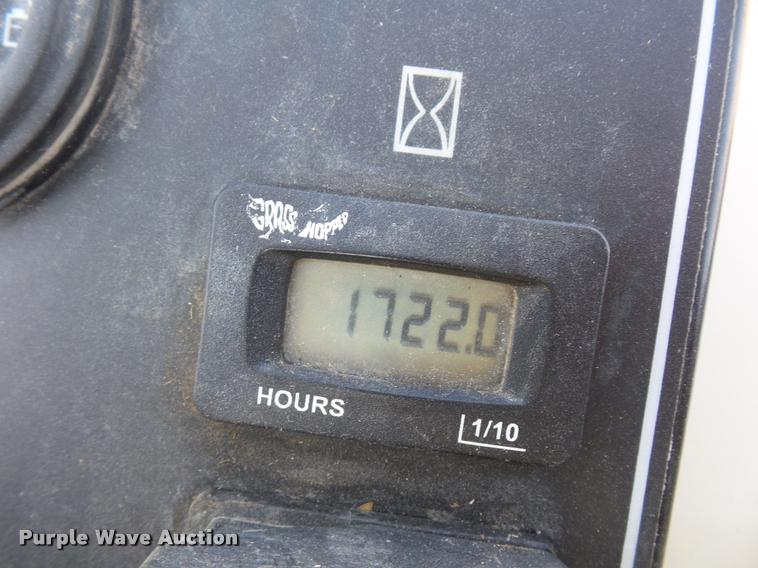 image for item J1550 Grasshopper 725D ZTR lawn mower