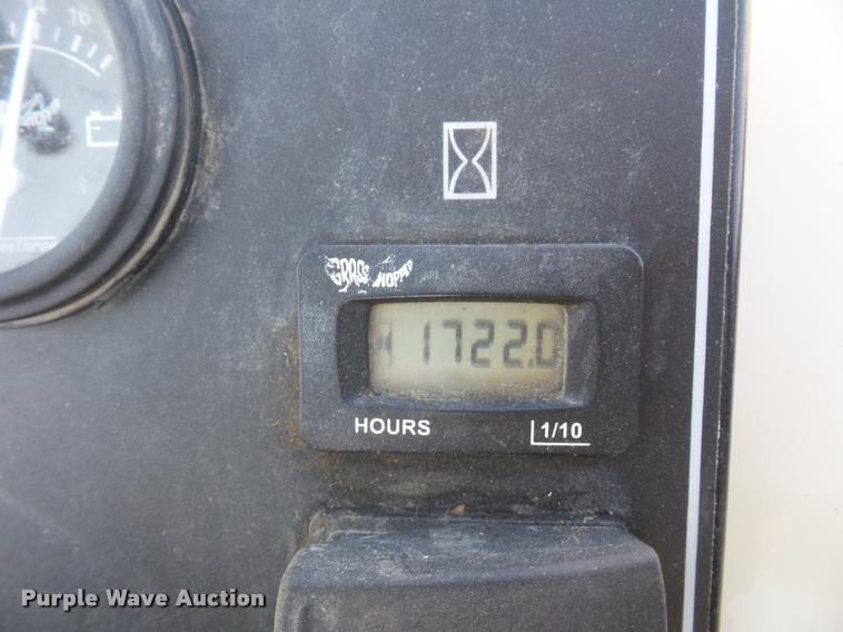 image for item J1550 Grasshopper 725D ZTR lawn mower