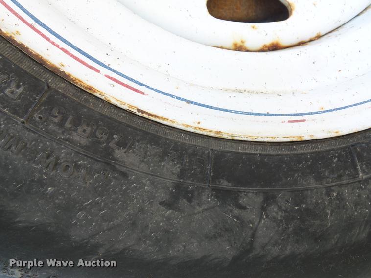 image for item J1552 2002 homemade utility trailer