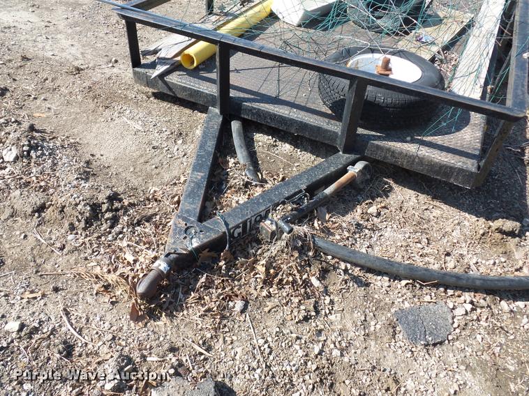 image for item J1552 2002 homemade utility trailer