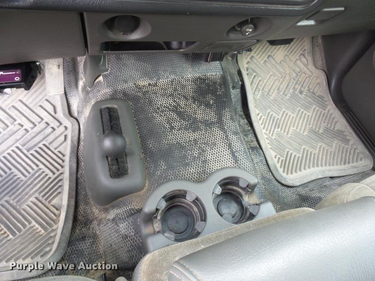 image for item J1566 2007 Chevrolet Silverado Classic 2500HD Ext. Cab pickup truck