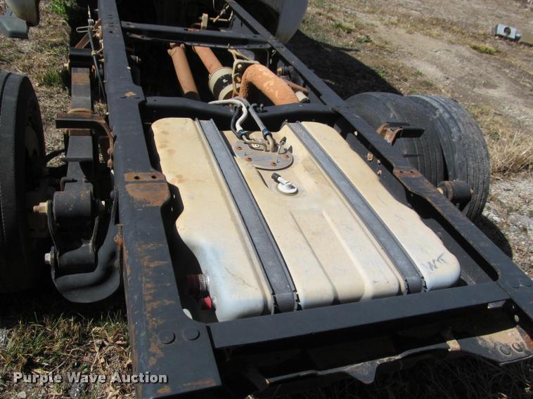 image for item J2617 2008 Ford F450 Super Duty XLT Crew Cab truck cab and chassis