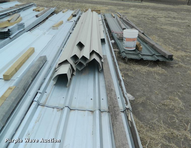 image for item K2682 18,965 square feet of metal siding
