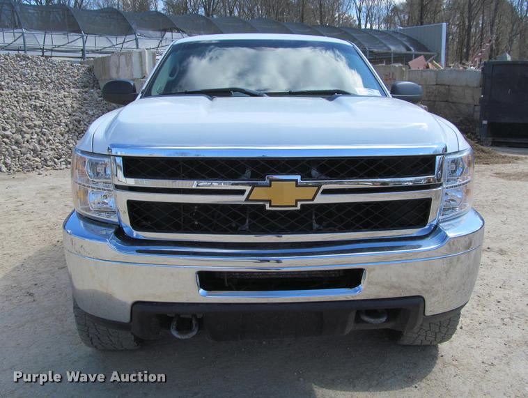 image for item K4987 2012 Chevrolet Silverado 2500HD Crew Cab pickup truck
