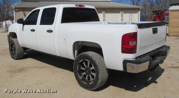 image for item K4987 2012 Chevrolet Silverado 2500HD Crew Cab pickup truck