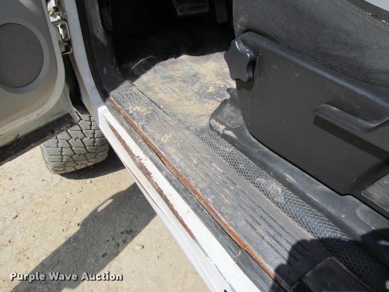 image for item K4987 2012 Chevrolet Silverado 2500HD Crew Cab pickup truck