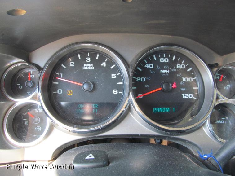 image for item K4987 2012 Chevrolet Silverado 2500HD Crew Cab pickup truck