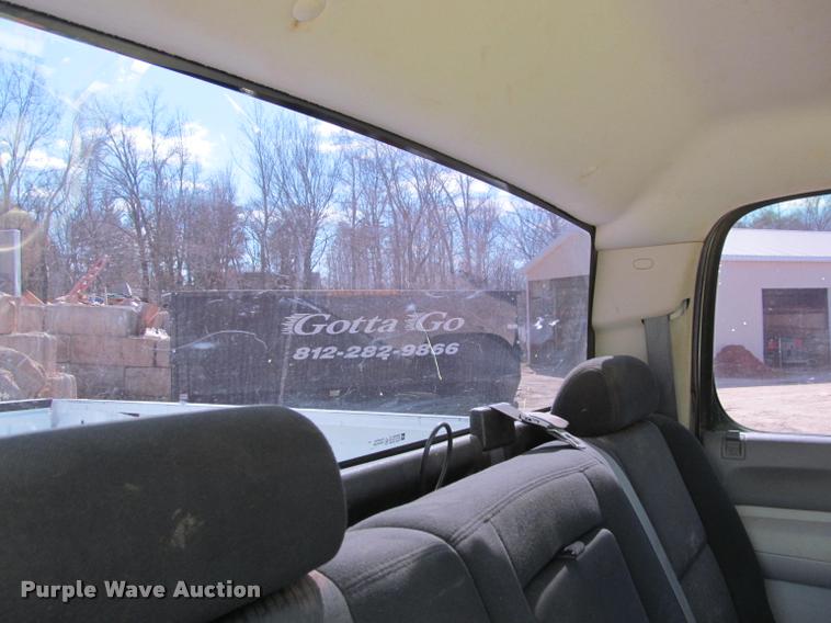 image for item K4987 2012 Chevrolet Silverado 2500HD Crew Cab pickup truck