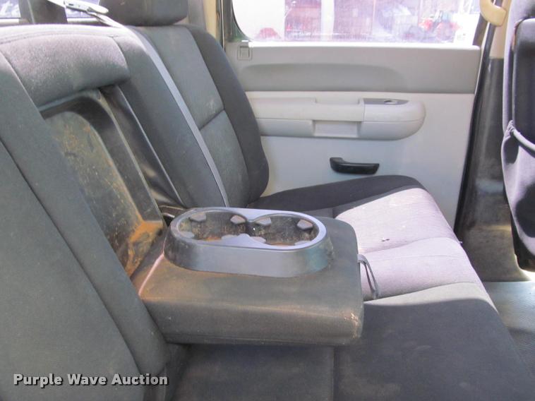 image for item K4987 2012 Chevrolet Silverado 2500HD Crew Cab pickup truck