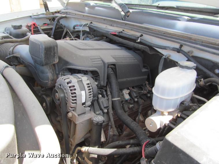 image for item K4987 2012 Chevrolet Silverado 2500HD Crew Cab pickup truck