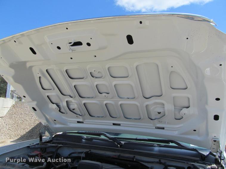 image for item K4987 2012 Chevrolet Silverado 2500HD Crew Cab pickup truck