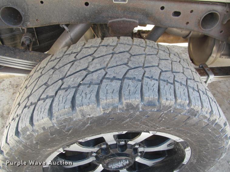 image for item K4987 2012 Chevrolet Silverado 2500HD Crew Cab pickup truck