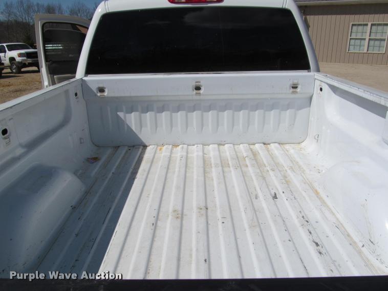 image for item K4987 2012 Chevrolet Silverado 2500HD Crew Cab pickup truck