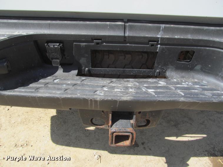 image for item K4987 2012 Chevrolet Silverado 2500HD Crew Cab pickup truck