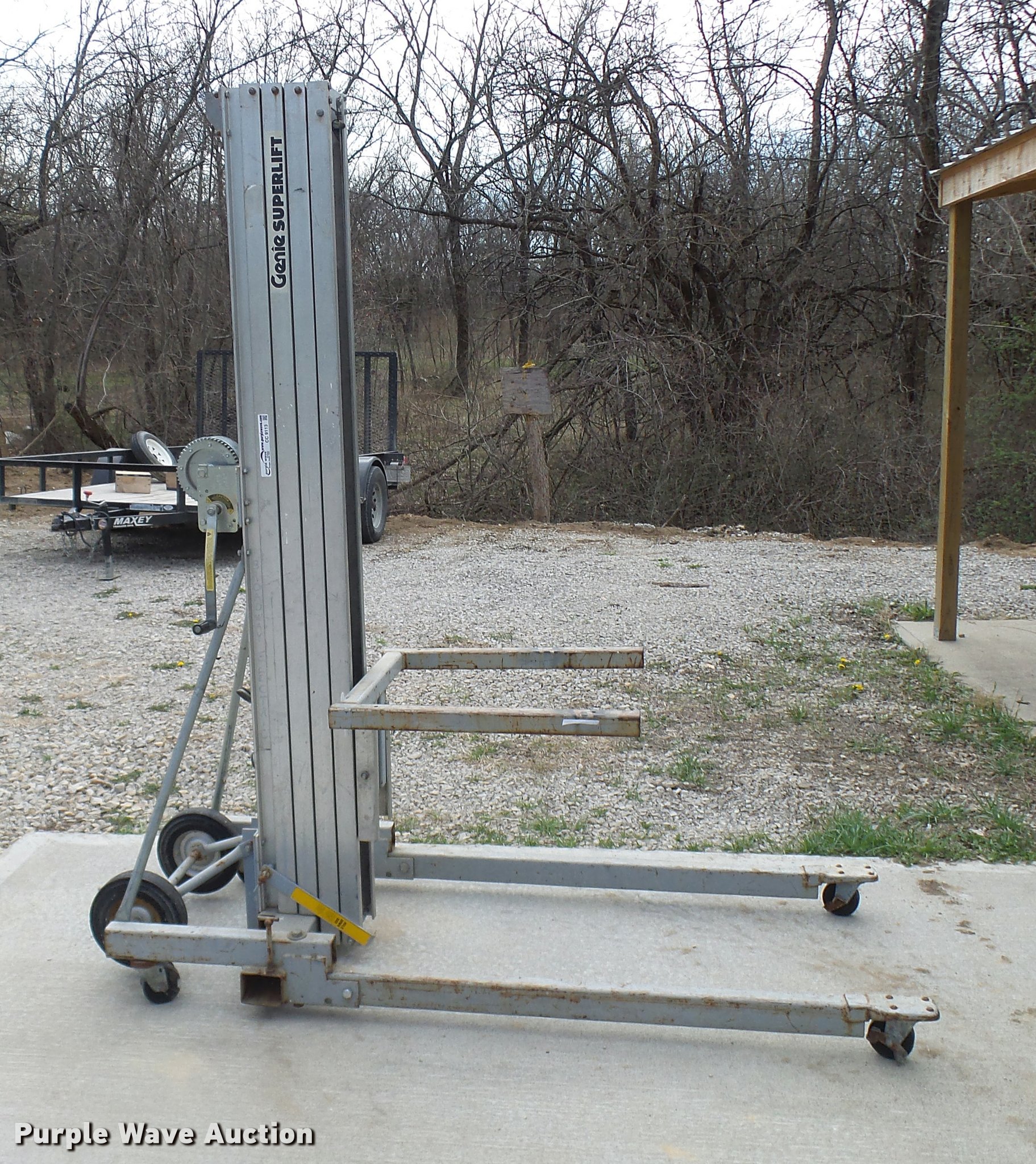 Genie SL24 material lift in Centerview, MO Item CC9113 sold Purple