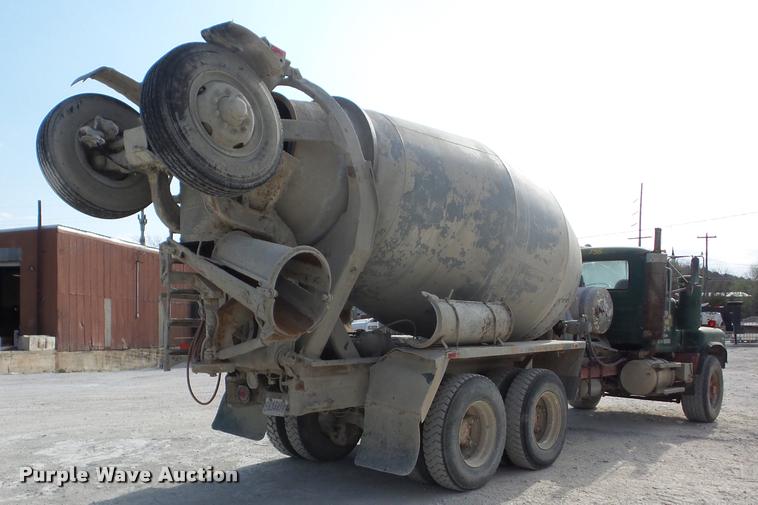 image for item AG9014 1984 Mack RL685LS ready mix truck