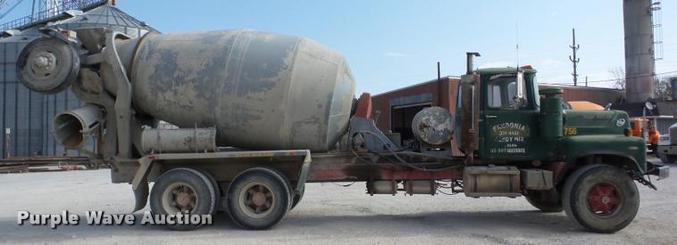 image for item AG9014 1984 Mack RL685LS ready mix truck