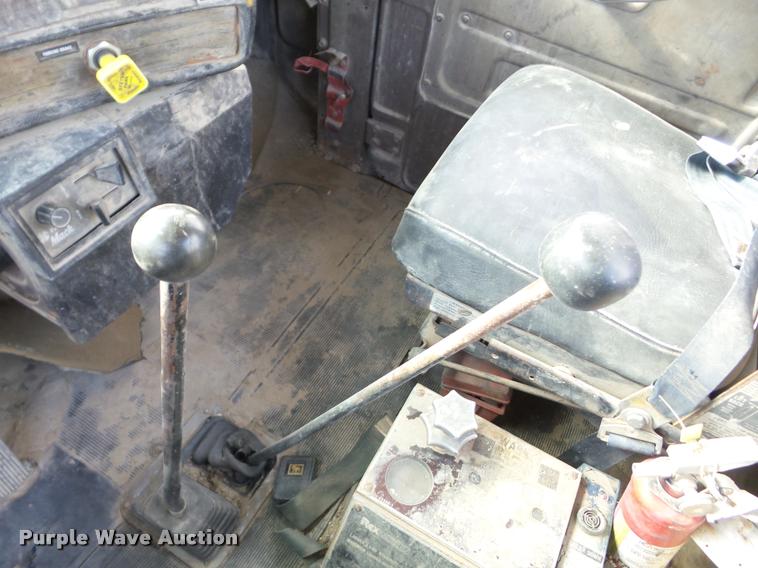 image for item AG9014 1984 Mack RL685LS ready mix truck