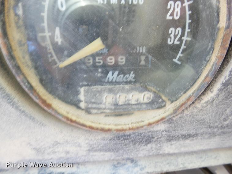 image for item AG9014 1984 Mack RL685LS ready mix truck