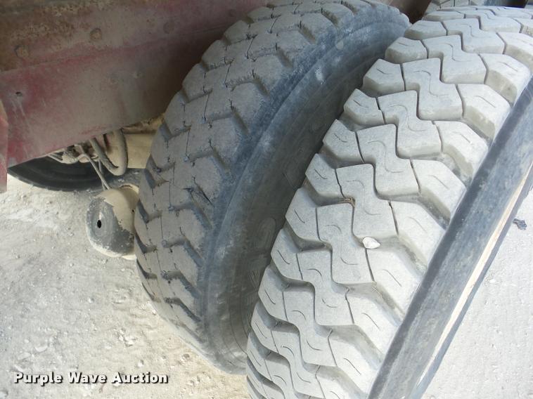 image for item AG9014 1984 Mack RL685LS ready mix truck