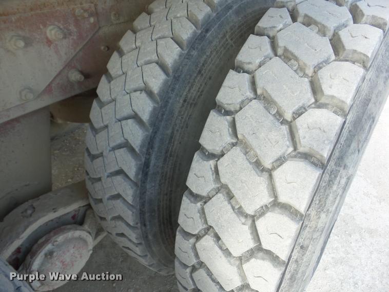 image for item AG9014 1984 Mack RL685LS ready mix truck