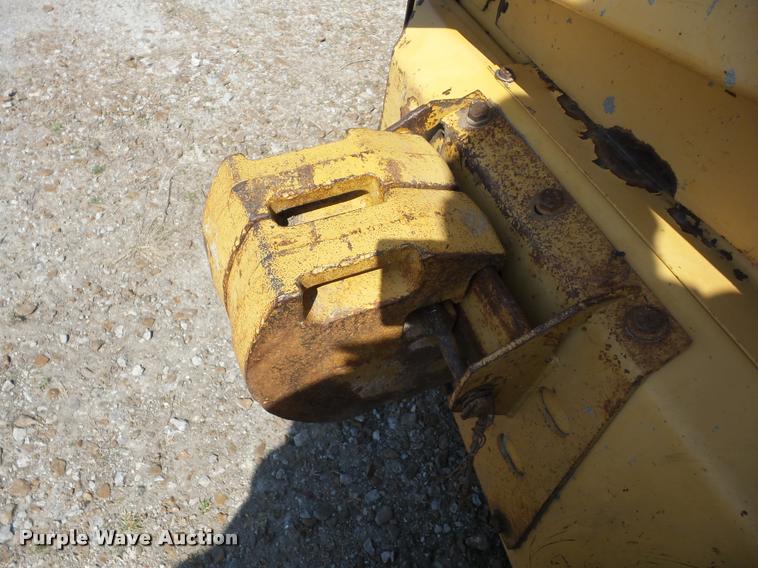 image for item AG9017 1999 New Holland LX885 skid steer