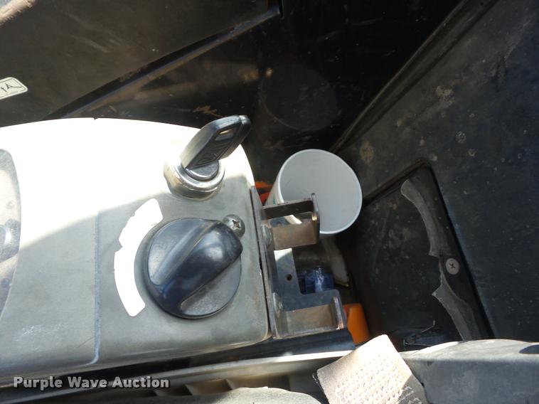 image for item AG9032 2004 Caterpillar 305CR compact excavator