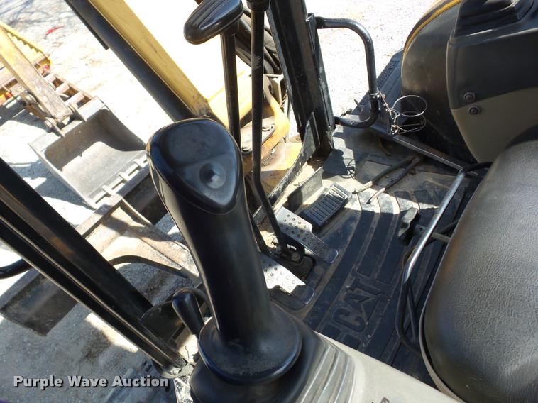image for item AG9032 2004 Caterpillar 305CR compact excavator