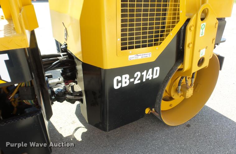 image for item BH9289 2000 Caterpillar CB-241D double drum roller