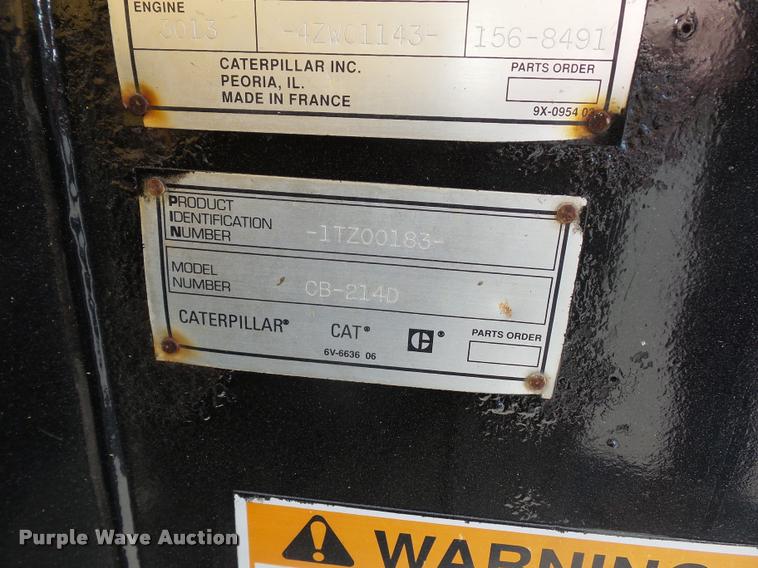 image for item BH9289 2000 Caterpillar CB-241D double drum roller