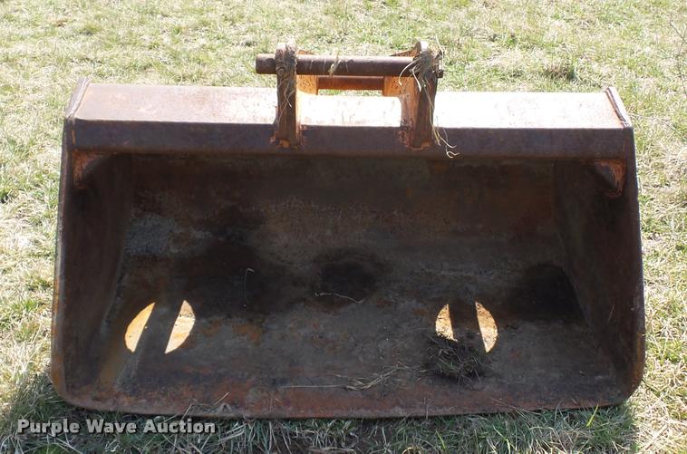 image for item BH9302 1985 Case 1085B rubber tire excavator