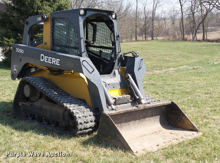 image for item BH9304 2011 John Deere 329D skid steer
