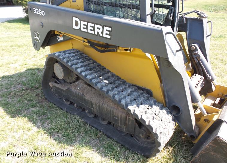 image for item BH9304 2011 John Deere 329D skid steer