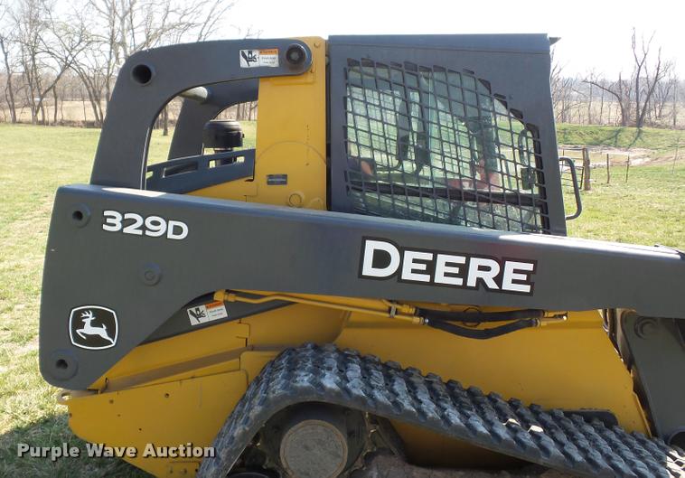 image for item BH9304 2011 John Deere 329D skid steer