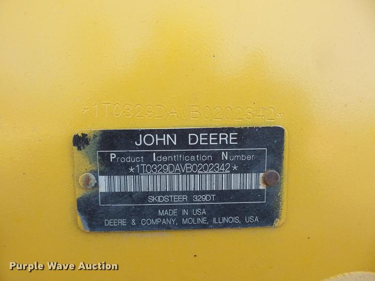 image for item BH9304 2011 John Deere 329D skid steer