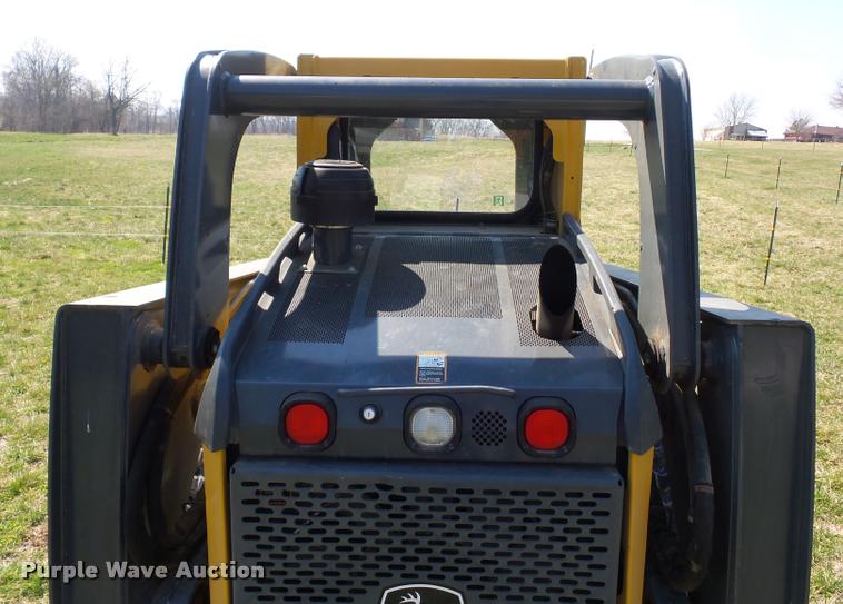 image for item BH9304 2011 John Deere 329D skid steer