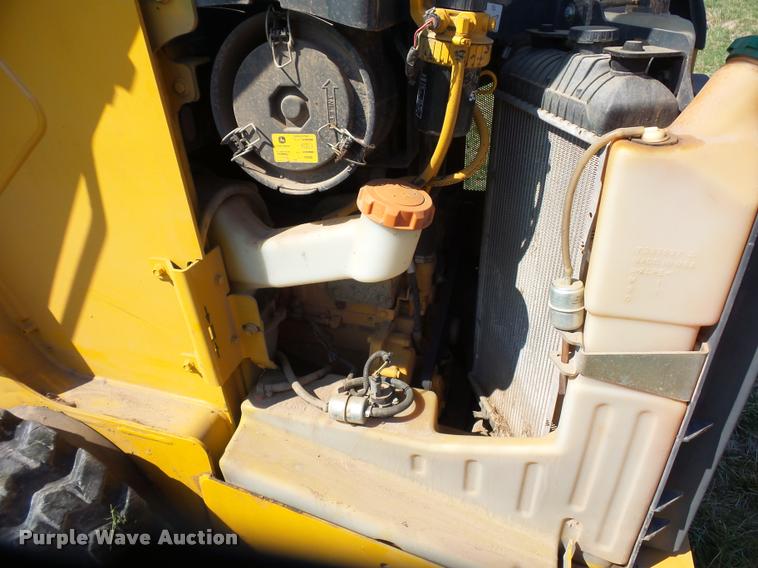 image for item BH9304 2011 John Deere 329D skid steer