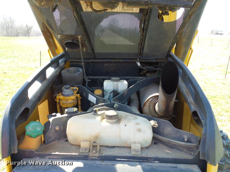 image for item BH9304 2011 John Deere 329D skid steer