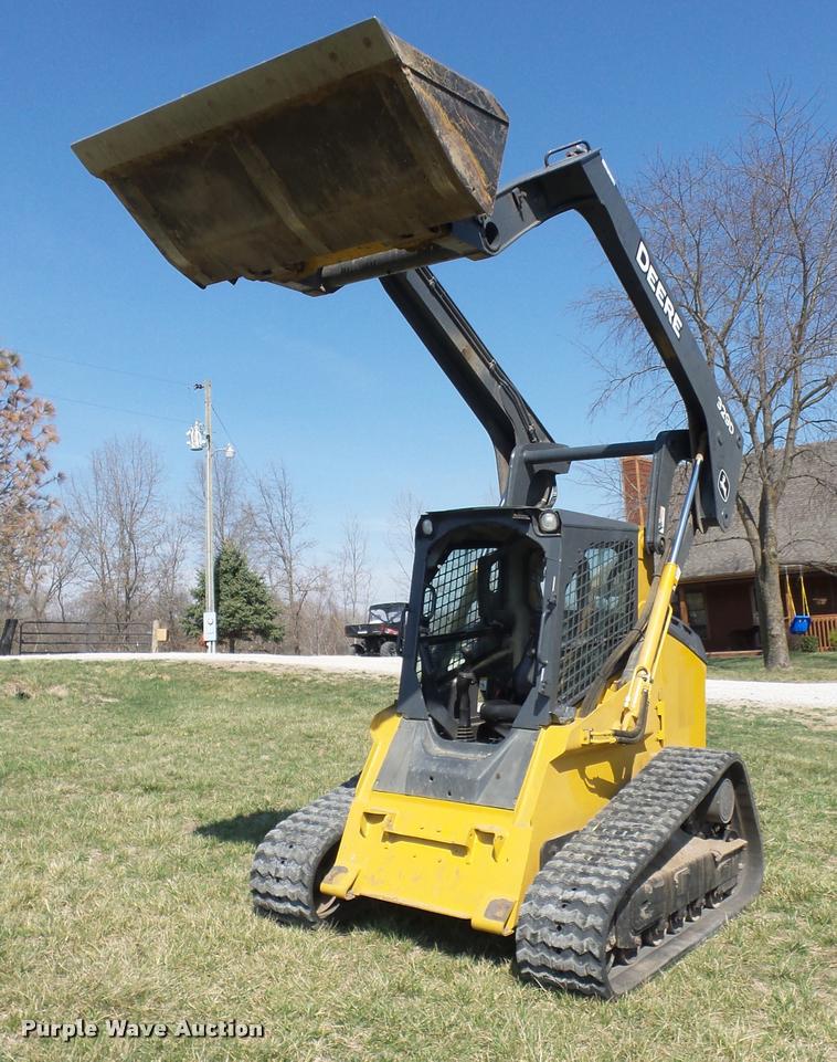 image for item BH9304 2011 John Deere 329D skid steer