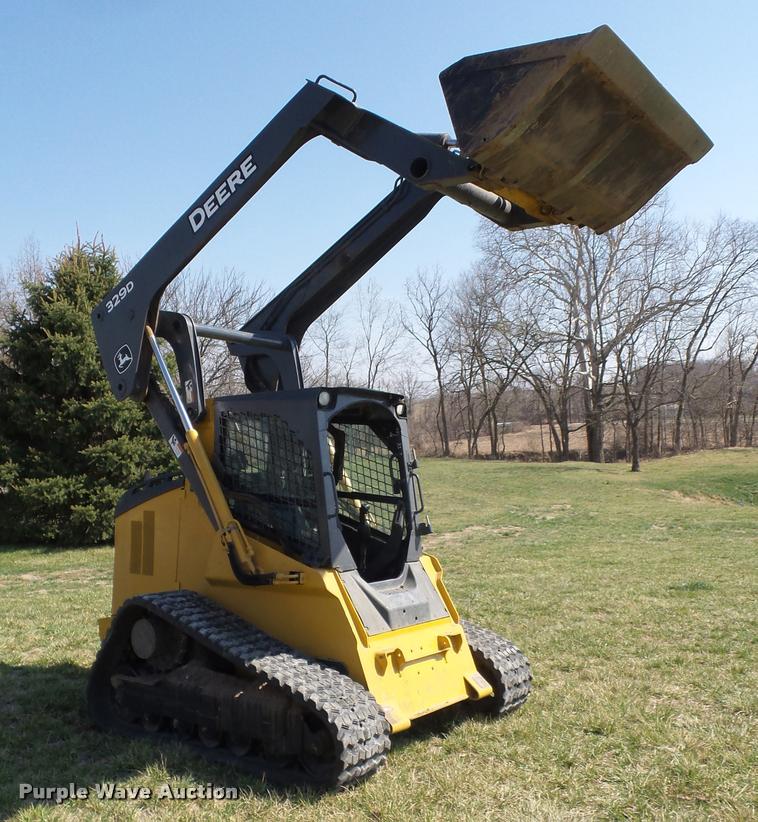 image for item BH9304 2011 John Deere 329D skid steer