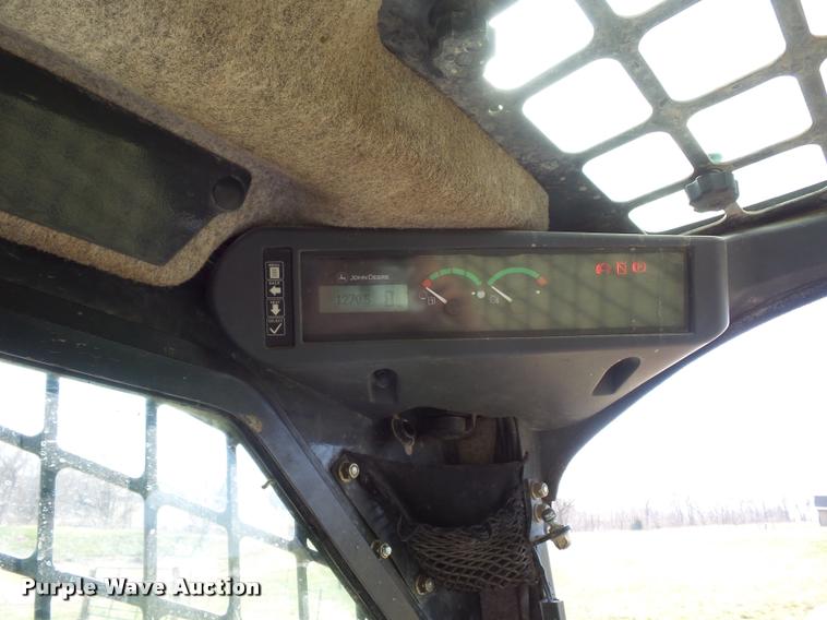 image for item BH9304 2011 John Deere 329D skid steer