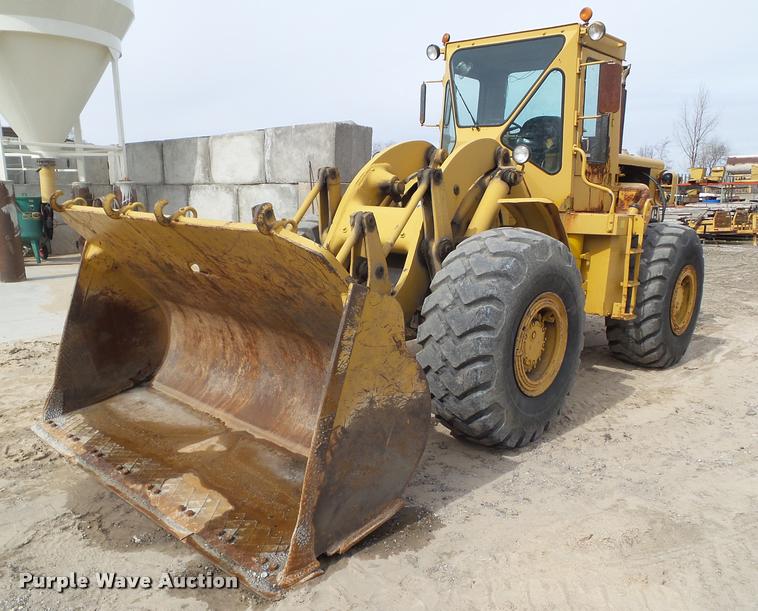 image for item CB9867 1978 Caterpillar 966C wheel loader