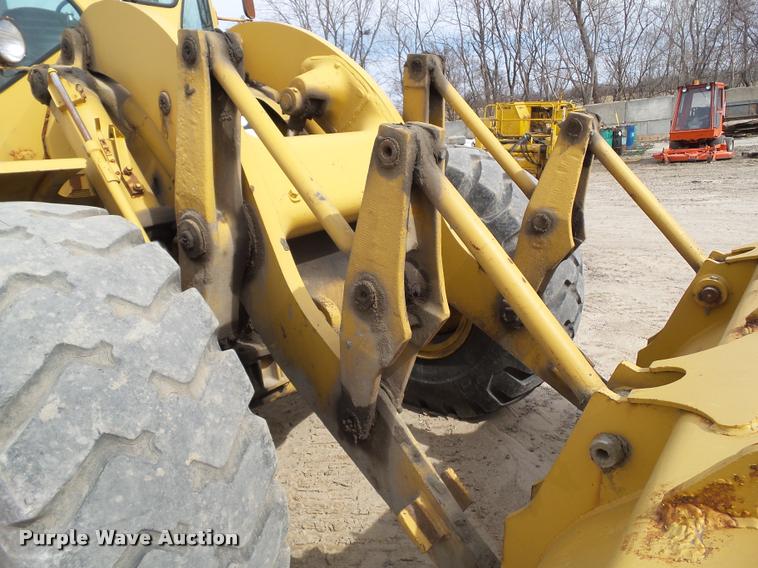 image for item CB9867 1978 Caterpillar 966C wheel loader