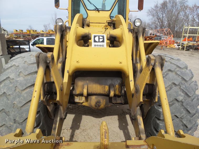 image for item CB9867 1978 Caterpillar 966C wheel loader