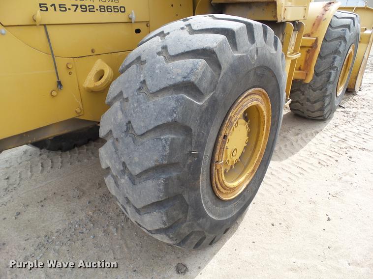 image for item CB9867 1978 Caterpillar 966C wheel loader
