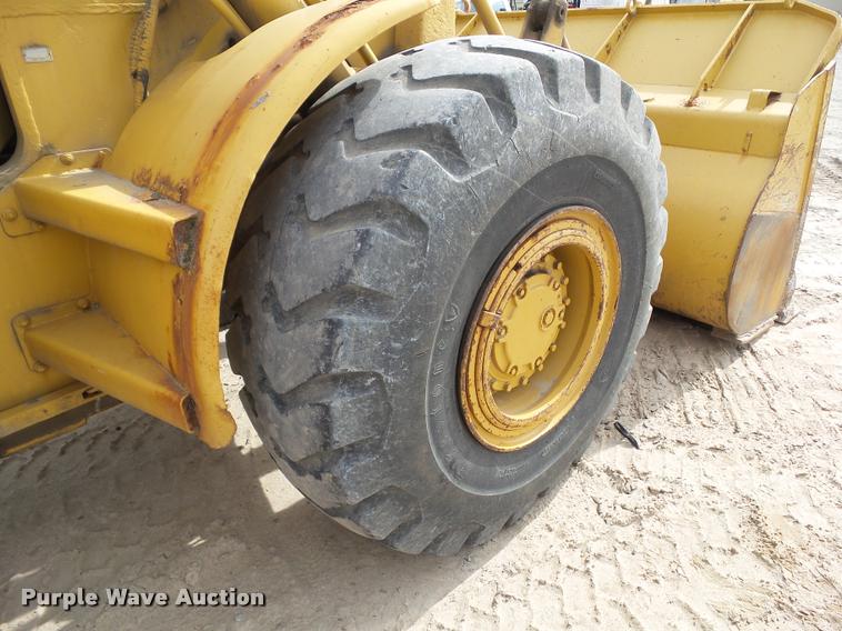 image for item CB9867 1978 Caterpillar 966C wheel loader