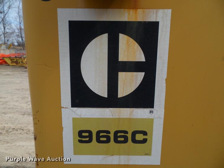 image for item CB9867 1978 Caterpillar 966C wheel loader